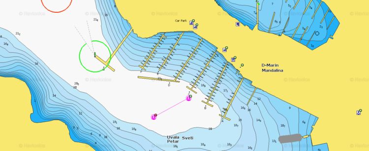 Открыть карту Google стоянок яхт в марине Мандалина